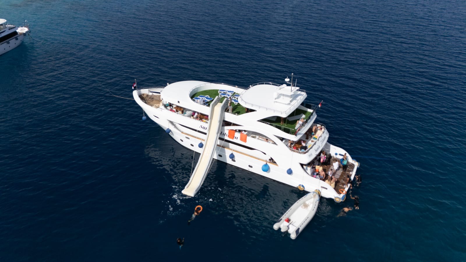 Samia Premium Luxury VIP Yacht – White Island & Ras Mohammed